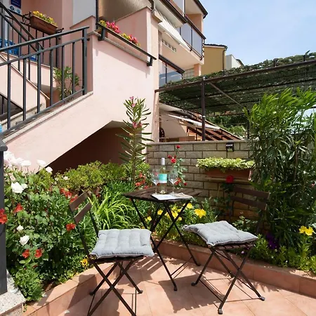 Ingrid Apartment